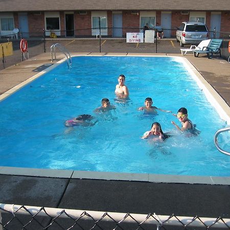 Caravan Inn ナイアガラ・フォールズ エクステリア 写真